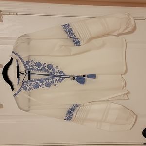 BCBGMAXAZRIA pleated balloon  sleeve, tie neck, cotton blouse sz M